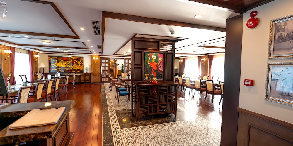 Why Do Establishments Choose To Utilize Individualized Bar Mats?