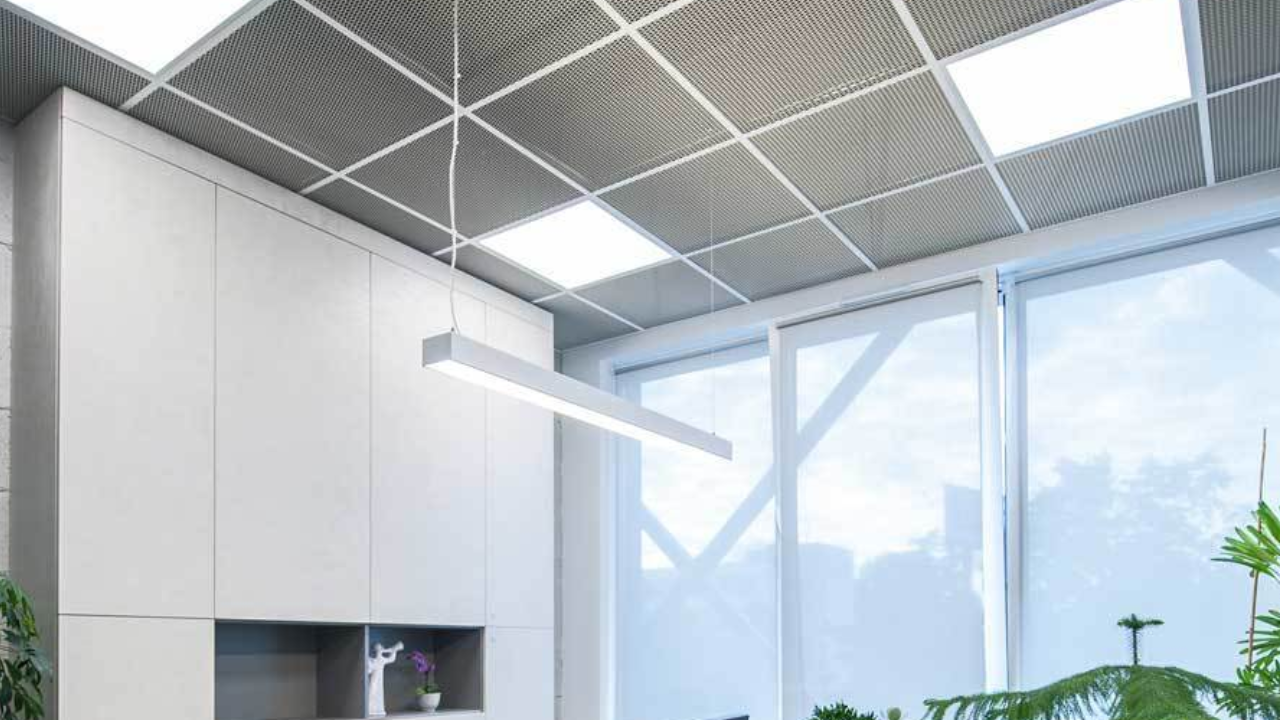 What Kind Of Weather Conditions Does Photocell Equipped Dusk-to-Dawn Flood Lights Withstand?